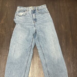 Classic Light Blue Jeans size 28